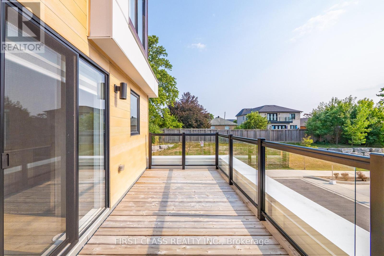 Photo 19 of 5 100 Stanley Green Boulevard, Toronto ON