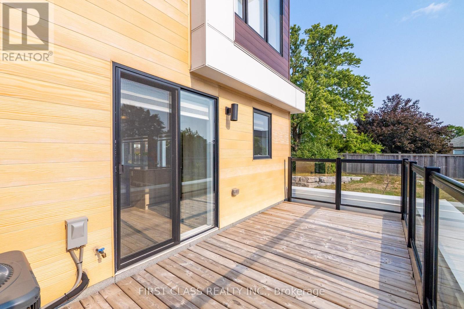 Photo 20 of 5 100 Stanley Green Boulevard, Toronto ON