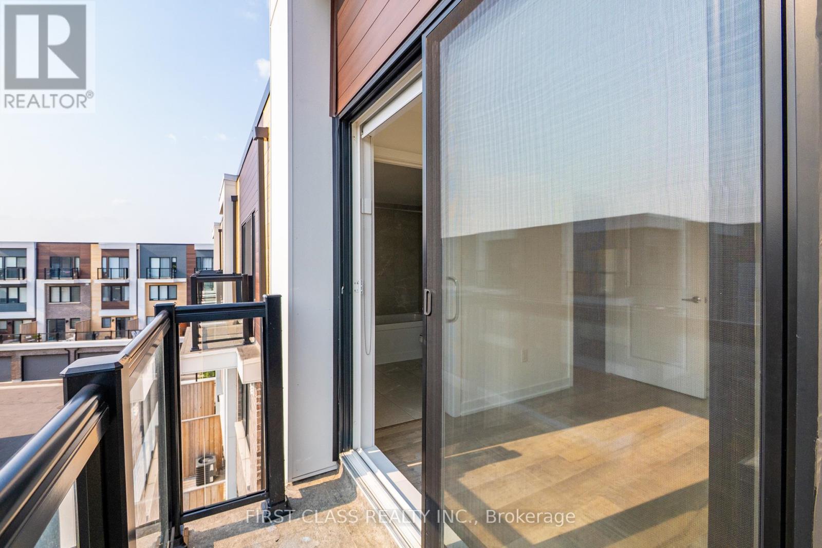 Photo 37 of 5 100 Stanley Green Boulevard, Toronto ON