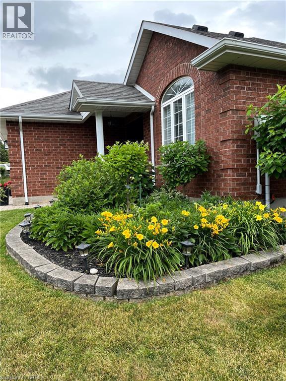 Photo 7 of 67 Concord Street, Fonthill ON