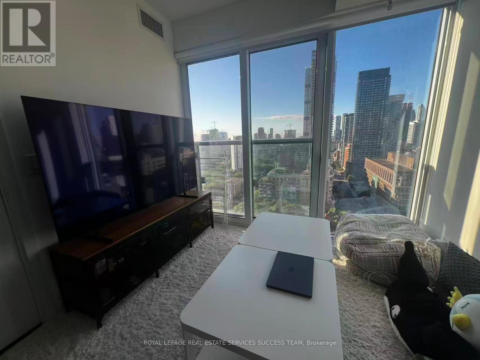 Photo 5 of 2117 319 Jarvis Street, Toronto ON