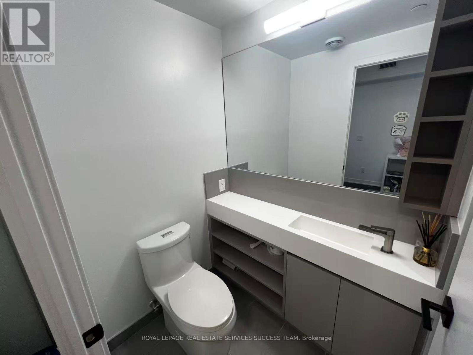 Photo 8 of 2117 319 Jarvis Street, Toronto ON