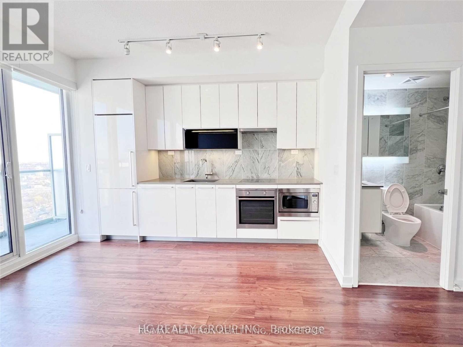 Photo 5 of 3507 115 Mcmahon Drive, Toronto ON