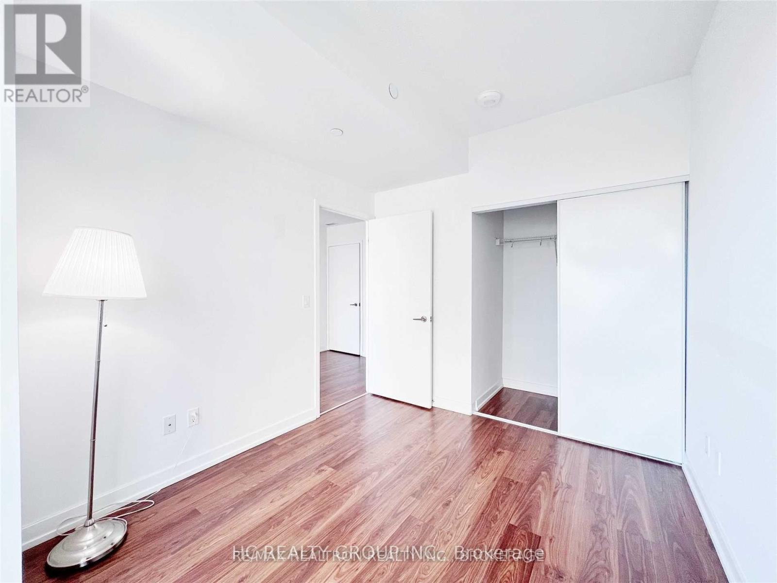 Photo 6 of 3507 115 Mcmahon Drive, Toronto ON