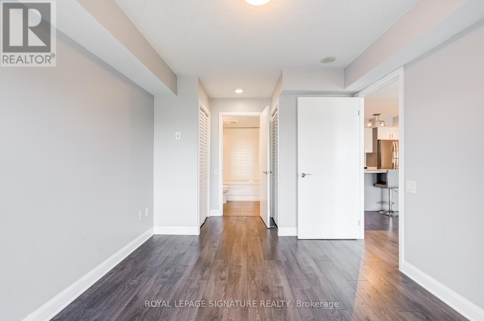 Photo 10 of 3107 2191 Yonge Street, Toronto ON