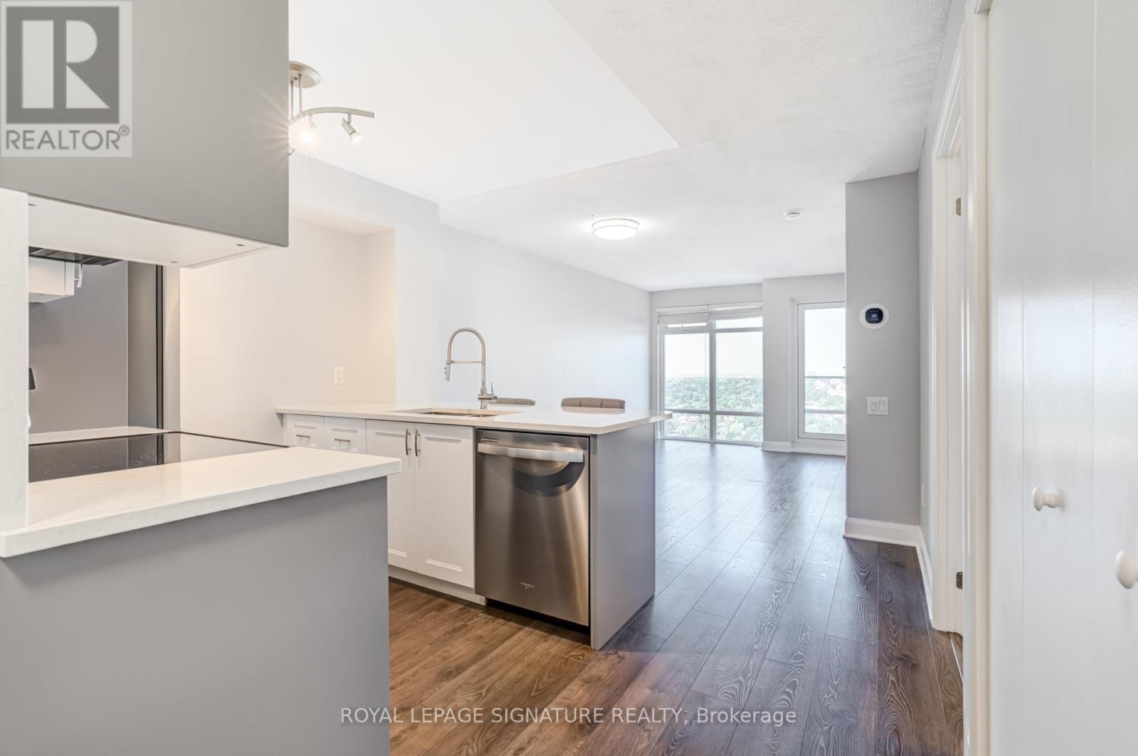 Photo 2 of 3107 2191 Yonge Street, Toronto ON