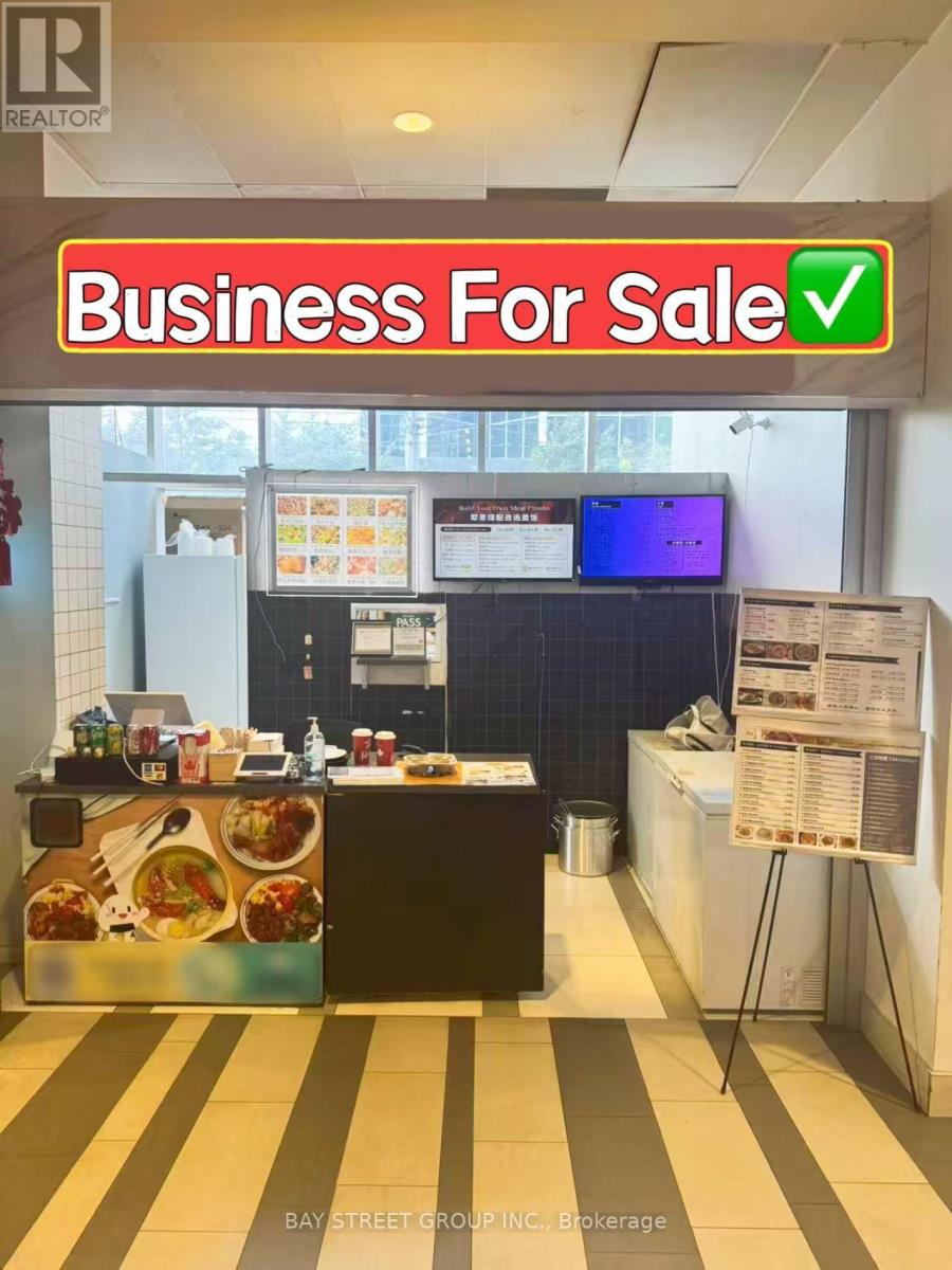 Photo 1 of 139 4750 Yonge Street, Toronto ON