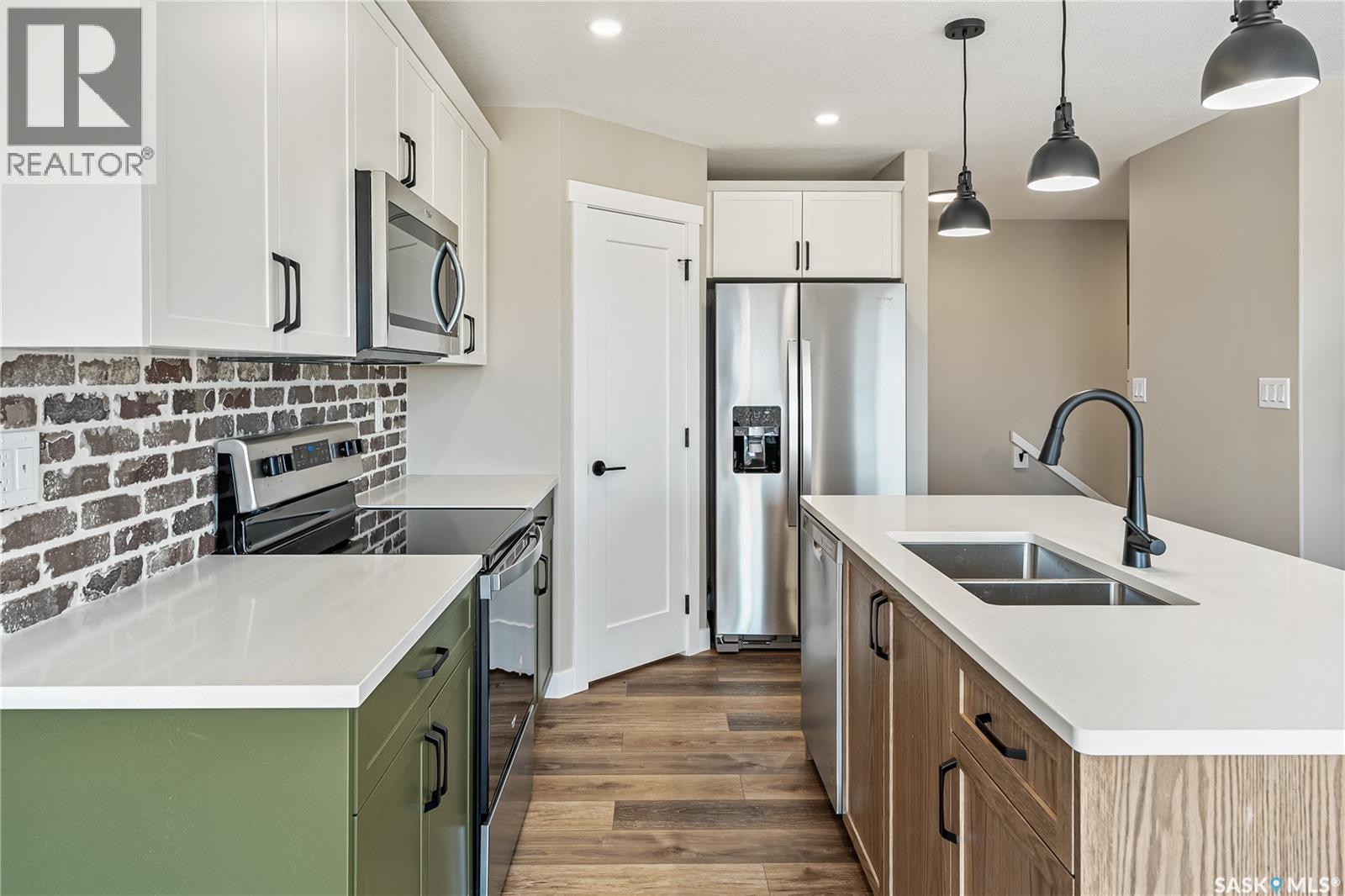 Photo 6 of 1729 Mustard Street, Regina SK
