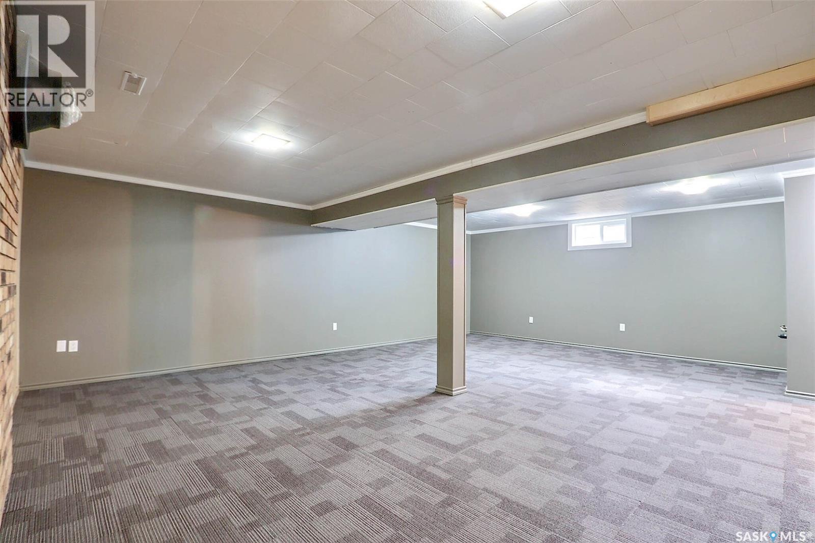 Photo 27 of 416 30th Street E, Prince Albert SK