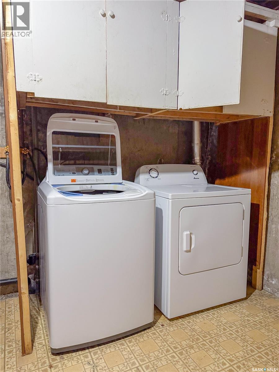 Photo 10 of 416 30th Street E, Prince Albert SK