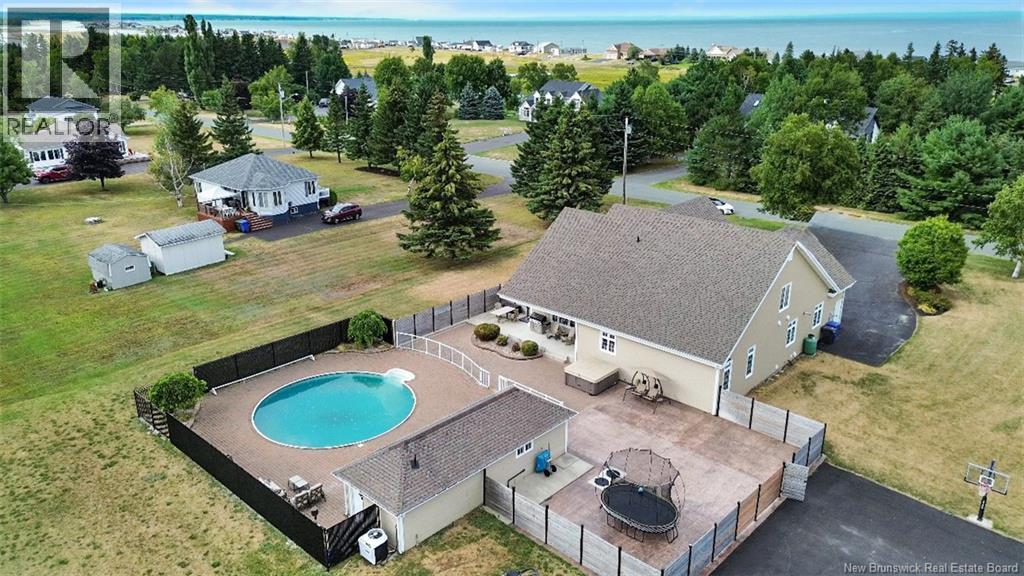 Photo 6 of 1240 Rue Christie, Beresford NB