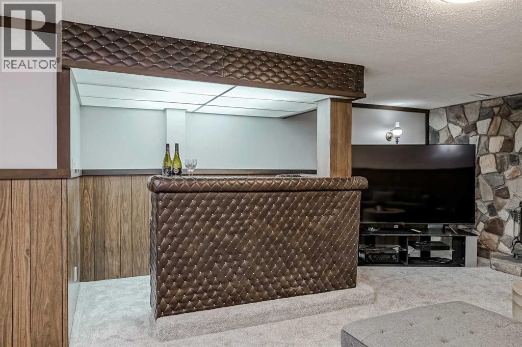 Single Family House Bungalow for Sale in  Huntertown Crescent NW Huntington Hills Calgary 