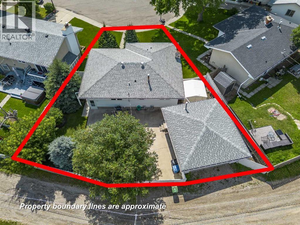 Single Family House Bungalow for Sale in  Huntertown Crescent NW Huntington Hills Calgary 