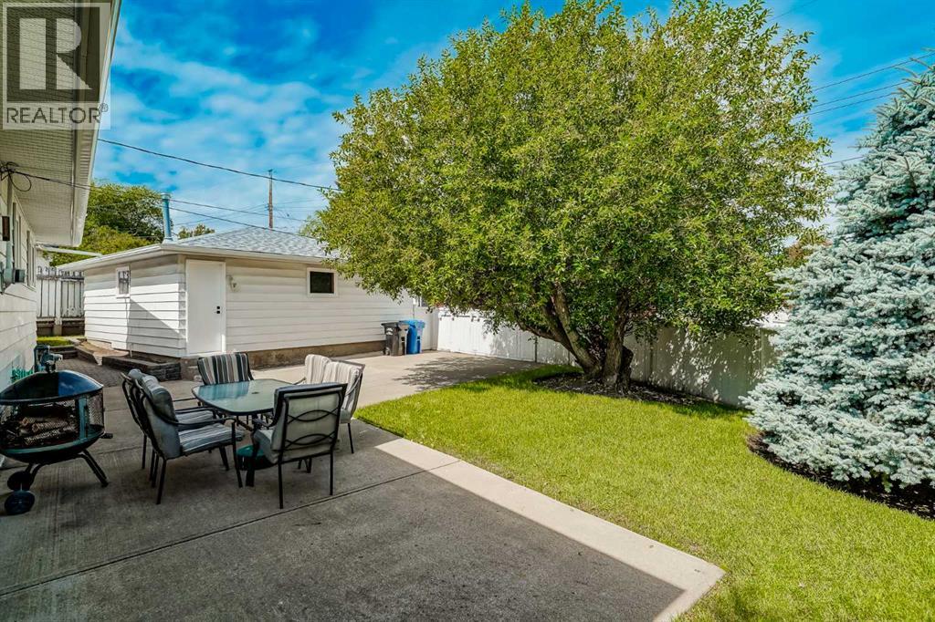 Single Family House Bungalow for Sale in  Huntertown Crescent NW Huntington Hills Calgary 