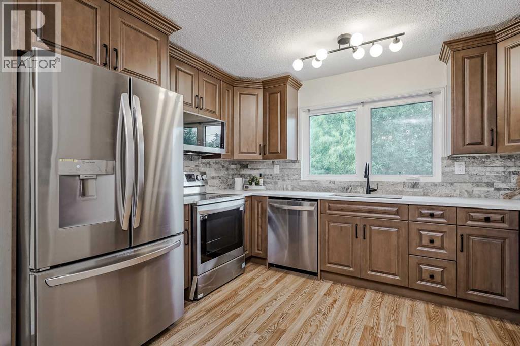 Single Family House Bungalow for Sale in  Huntertown Crescent NW Huntington Hills Calgary 
