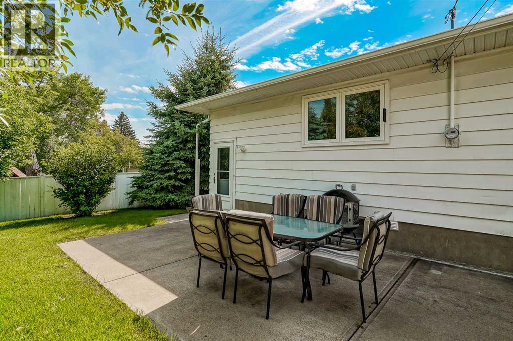 Single Family House Bungalow for Sale in  Huntertown Crescent NW Huntington Hills Calgary 