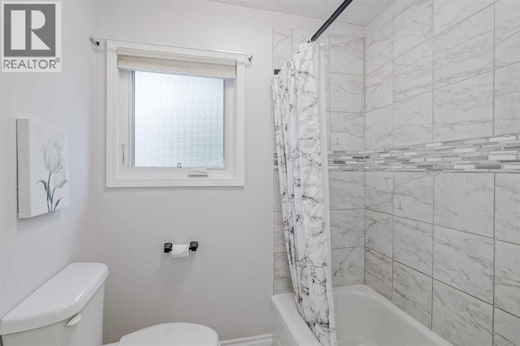 Single Family House Bungalow for Sale in  Huntertown Crescent NW Huntington Hills Calgary 