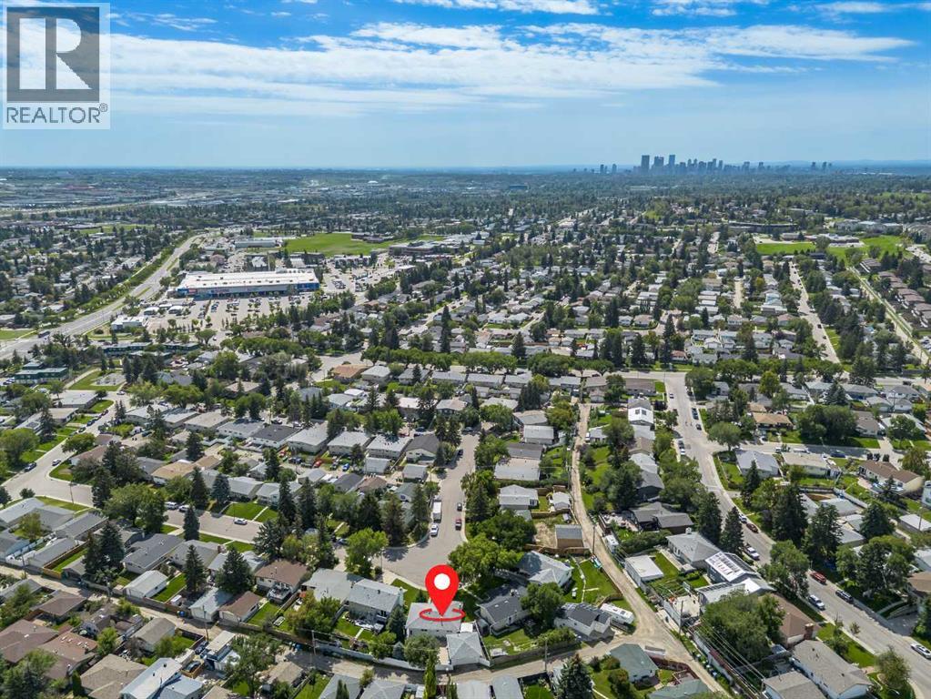 Single Family House Bungalow for Sale in  Huntertown Crescent NW Huntington Hills Calgary 