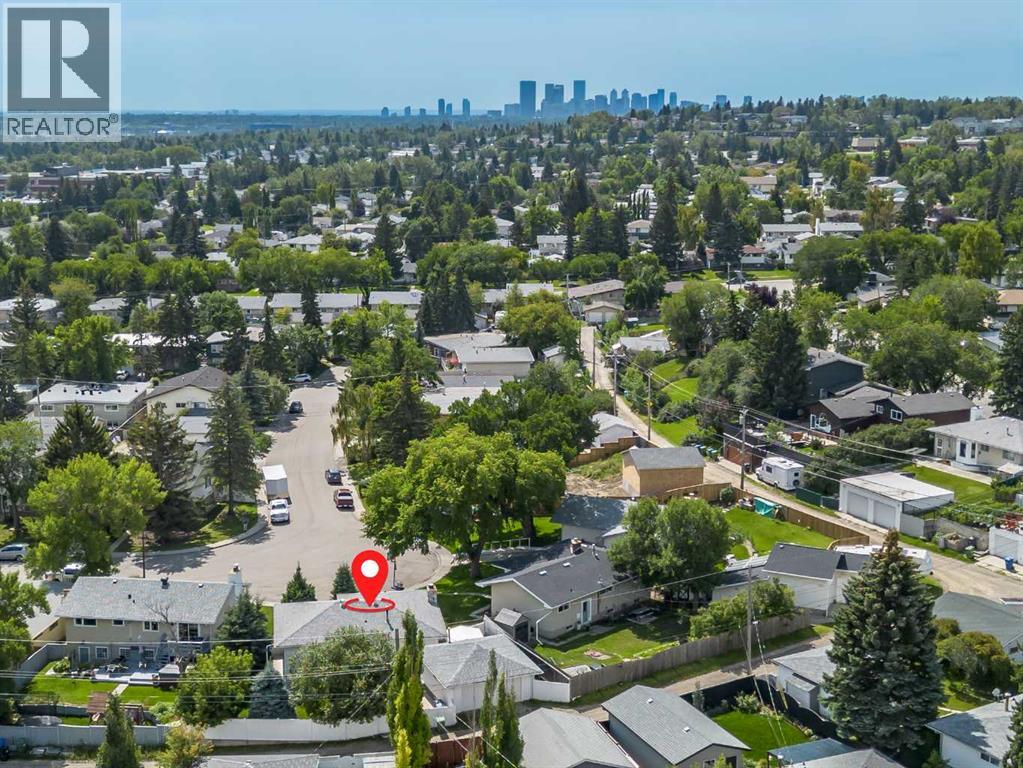 Single Family House Bungalow for Sale in  Huntertown Crescent NW Huntington Hills Calgary 