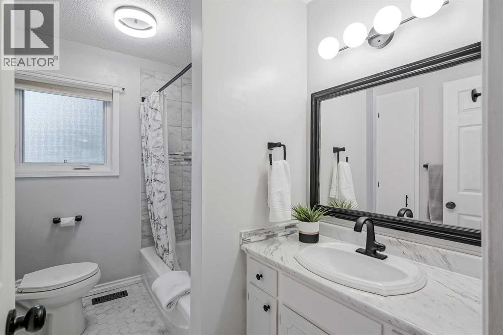 Single Family House Bungalow for Sale in  Huntertown Crescent NW Huntington Hills Calgary 