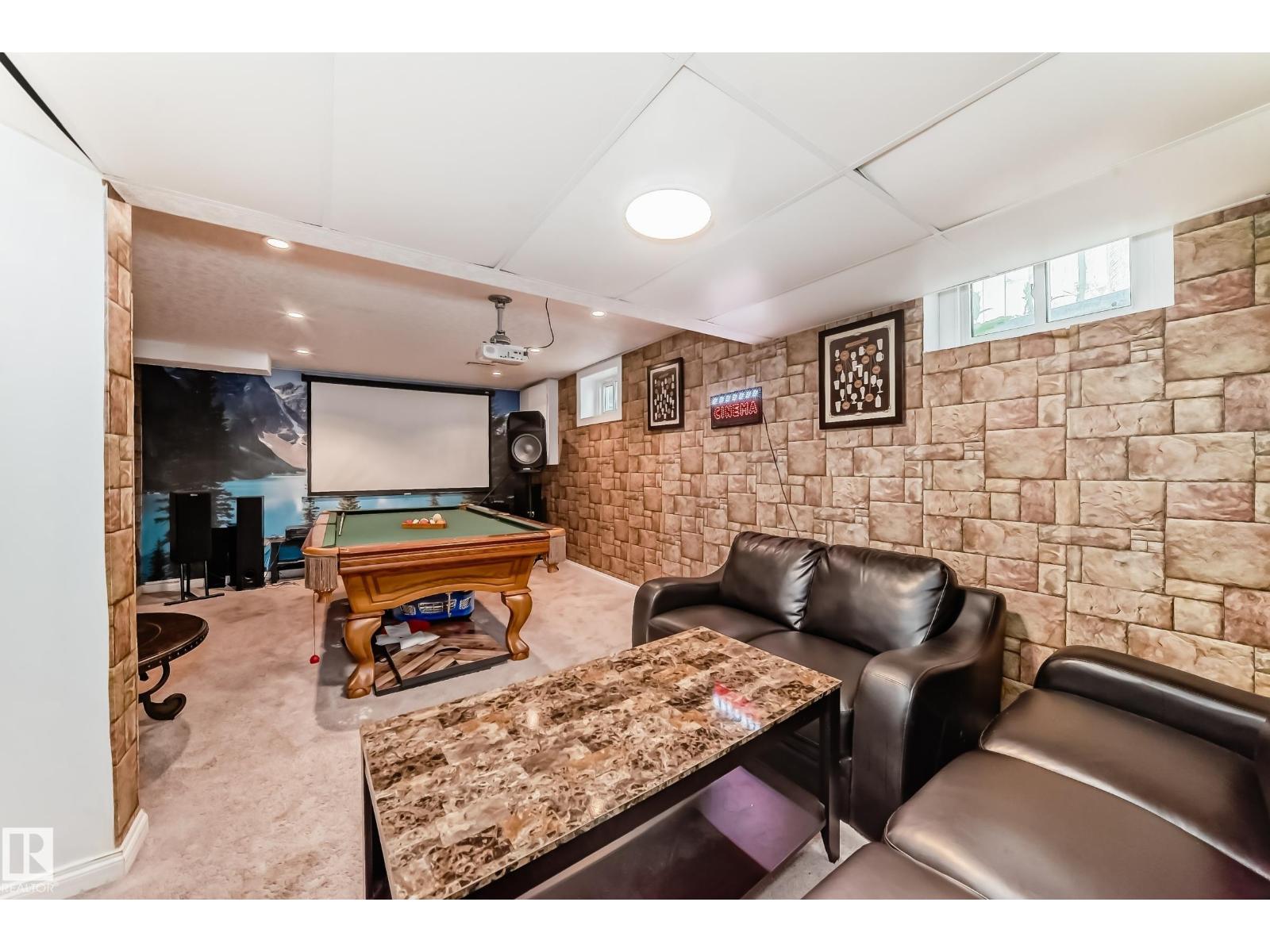 Photo 29 of 7612 189 St Nw, Edmonton AB