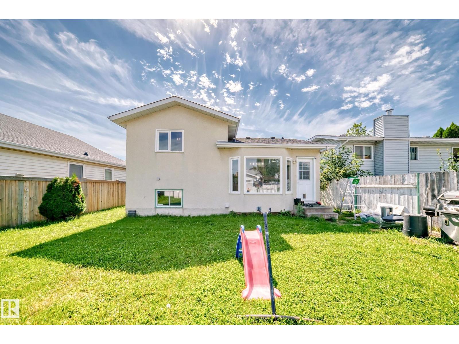 Photo 32 of 7612 189 St Nw, Edmonton AB