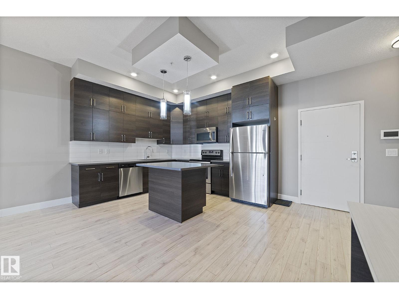Photo 47 of 105 10006 83 Av Nw, Edmonton AB