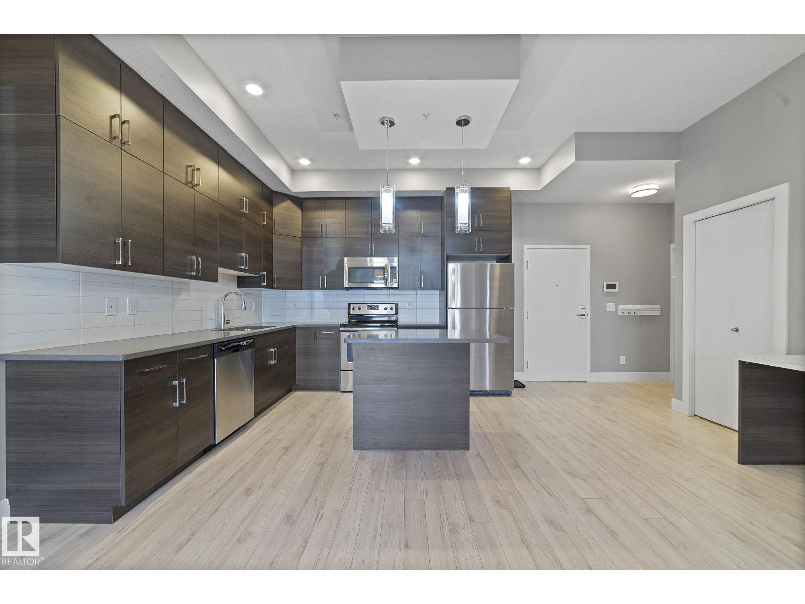 Photo 2 of 105 10006 83 Av Nw, Edmonton AB