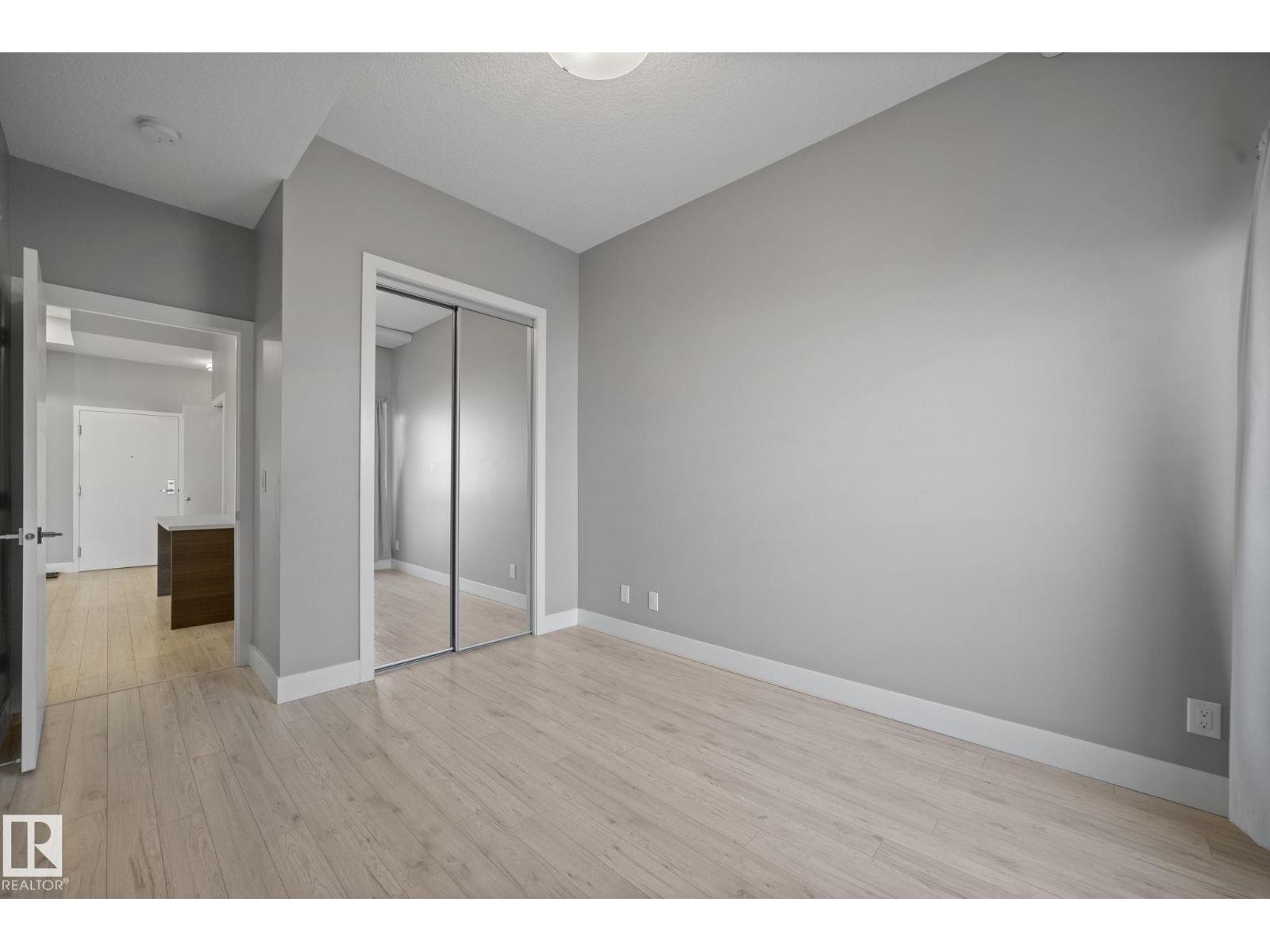Photo 16 of 105 10006 83 Av Nw, Edmonton AB