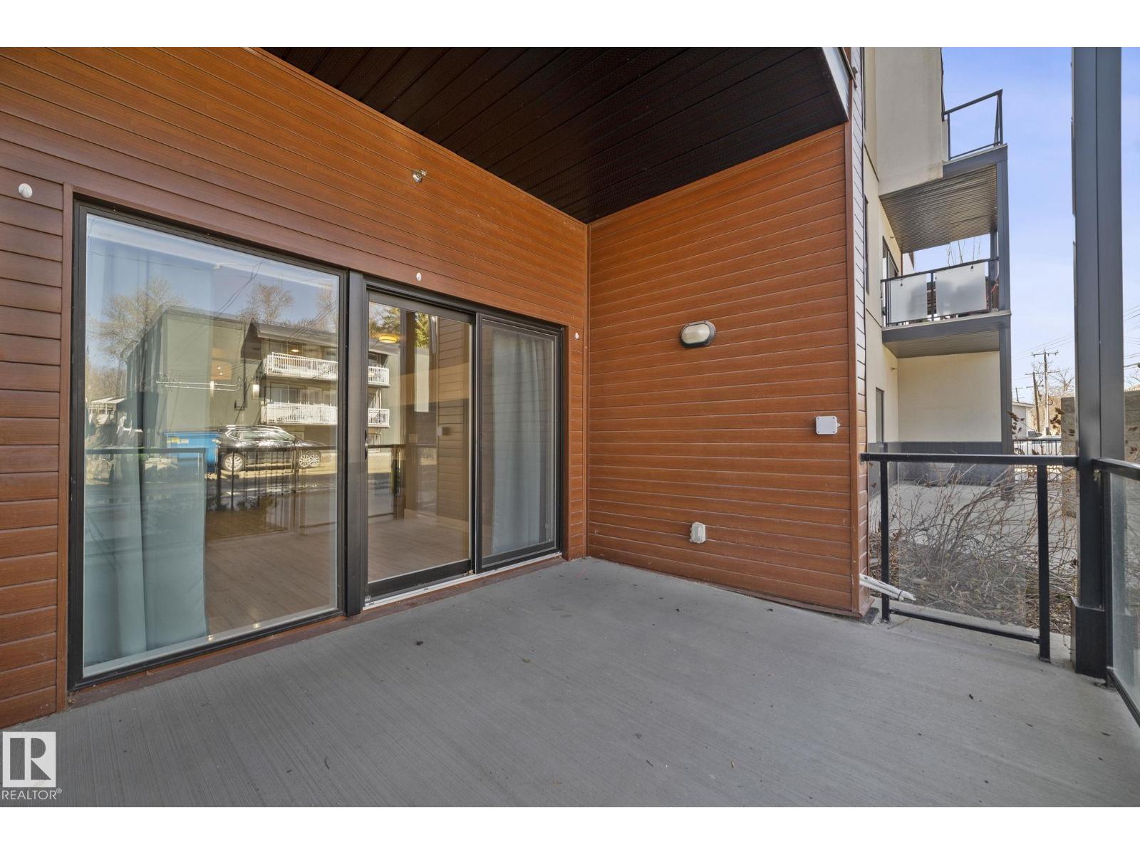 Photo 31 of 105 10006 83 Av Nw, Edmonton AB