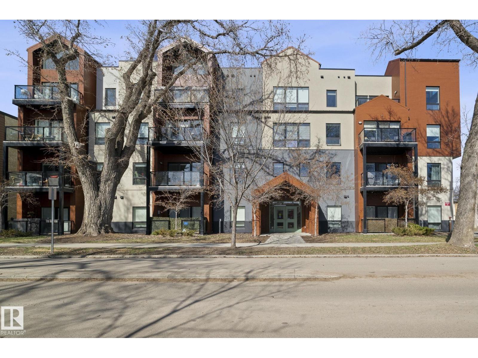 Photo 22 of 105 10006 83 Av Nw, Edmonton AB