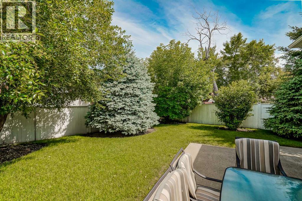 Single Family House Bungalow for Sale in  Huntertown Crescent NW Huntington Hills Calgary 