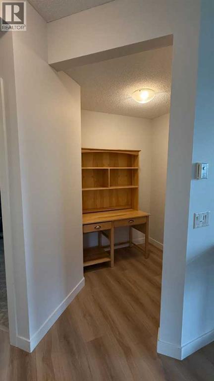 Photo 10 of 402 201 Sunset Drive, Cochrane AB