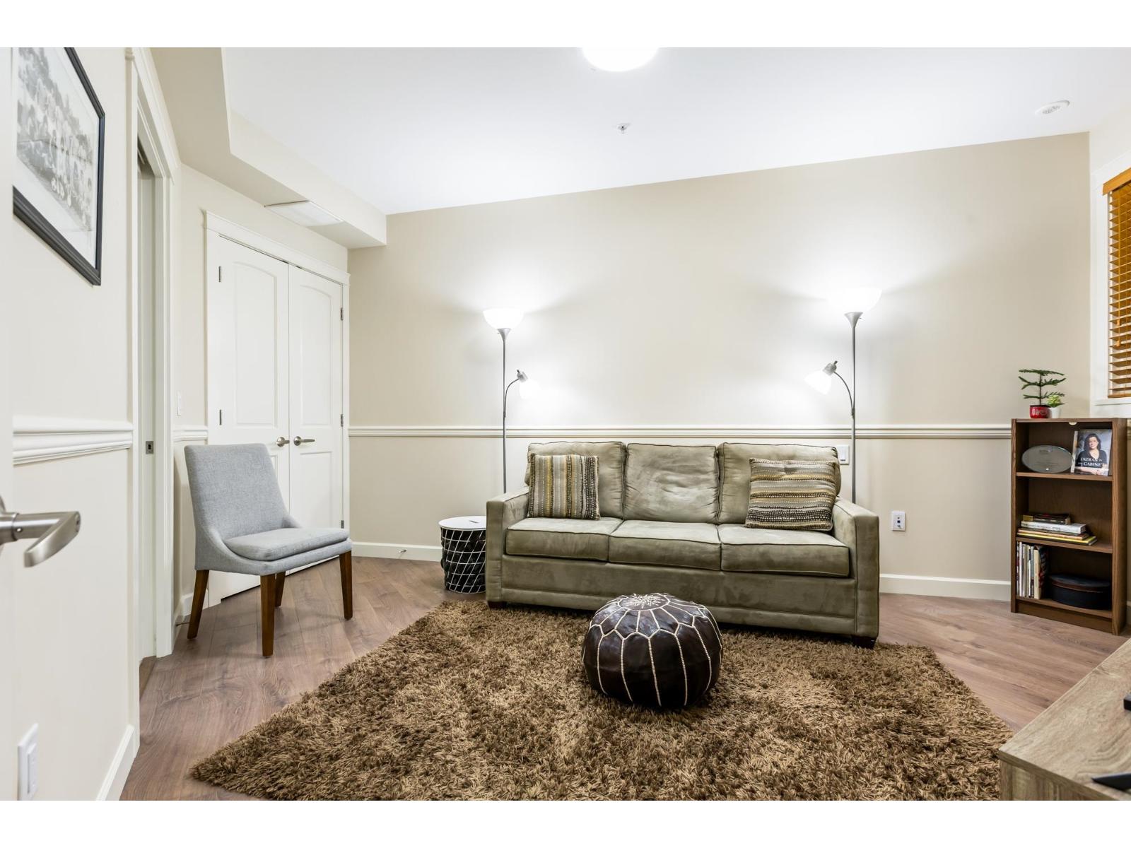 Photo 29 of 307 14588 Mcdougall Drive, Surrey BC