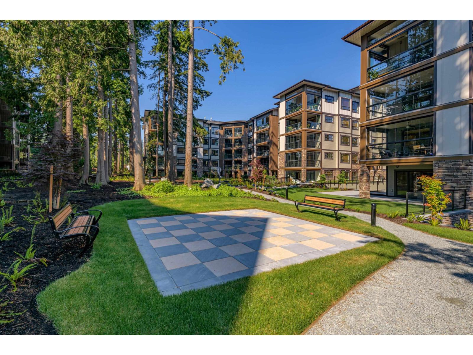 Photo 19 of 307 14588 Mcdougall Drive, Surrey BC