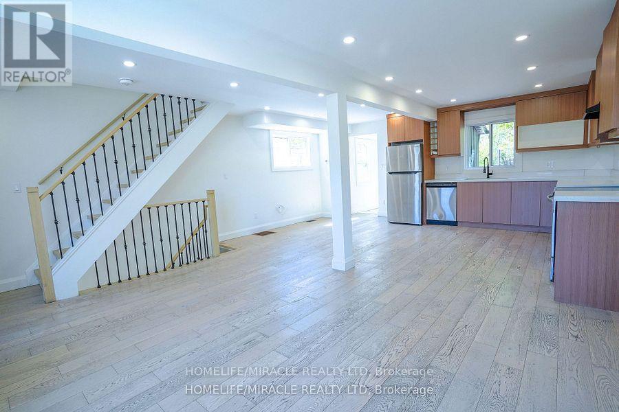 Photo 37 of 232 Burk Street, Oshawa ON