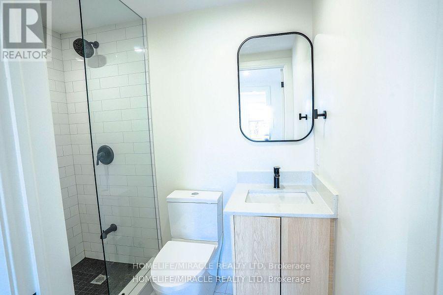 Photo 33 of 232 Burk Street, Oshawa ON