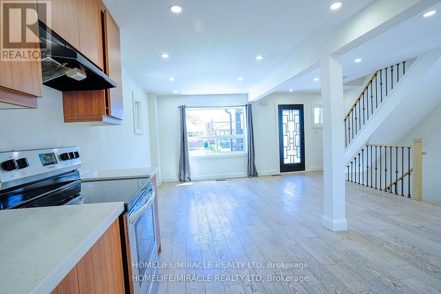 Photo 25 of 232 Burk Street, Oshawa ON