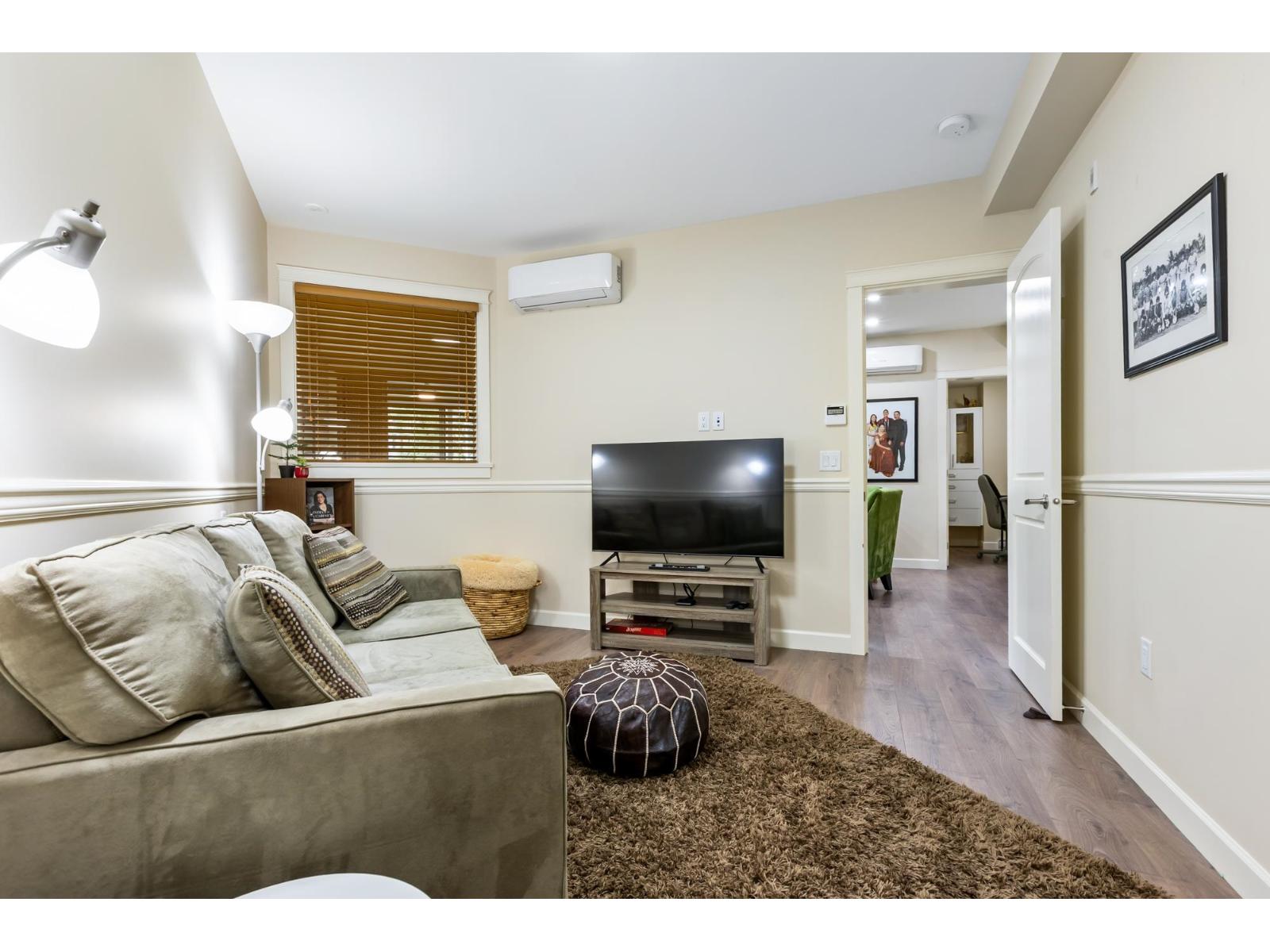 Photo 39 of 307 14588 Mcdougall Drive, Surrey BC