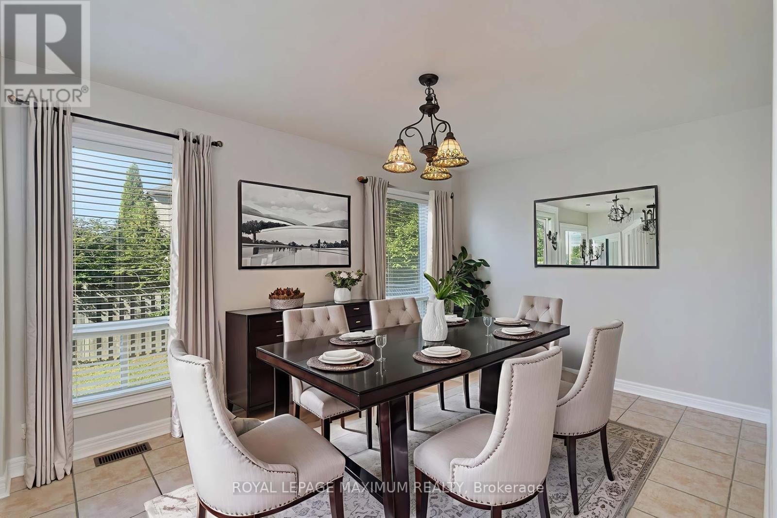Photo 15 of 167 Marbella Road, Vaughan ON