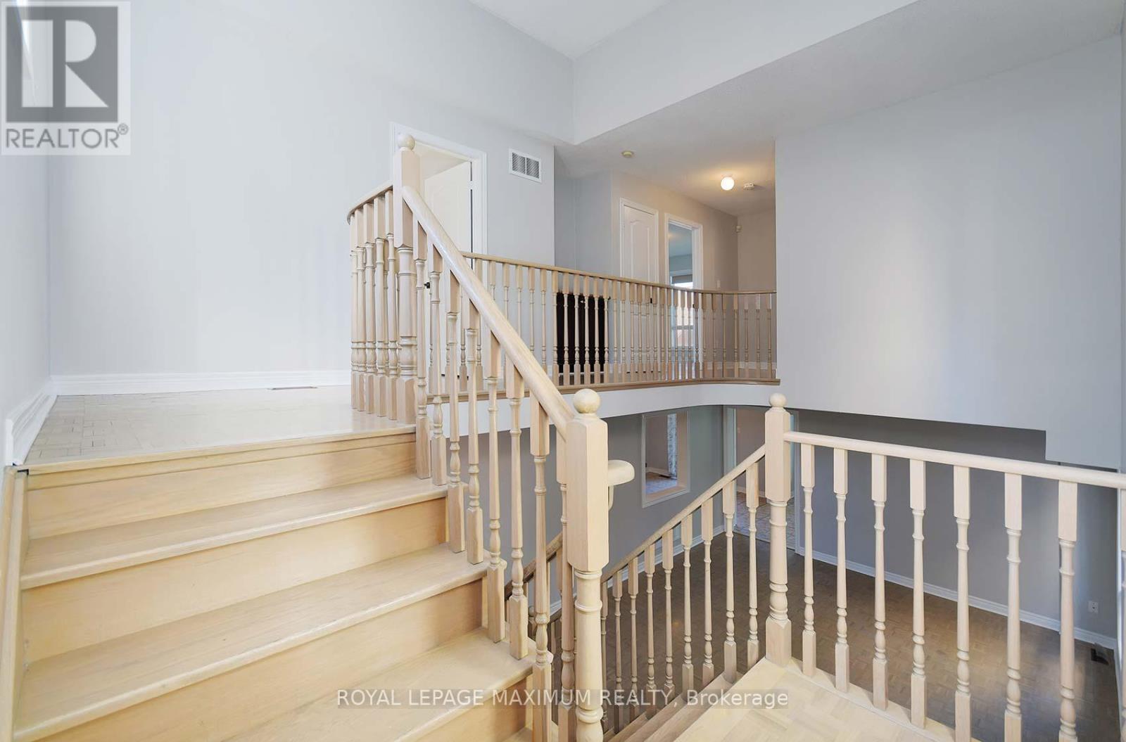 Photo 20 of 167 Marbella Road, Vaughan ON