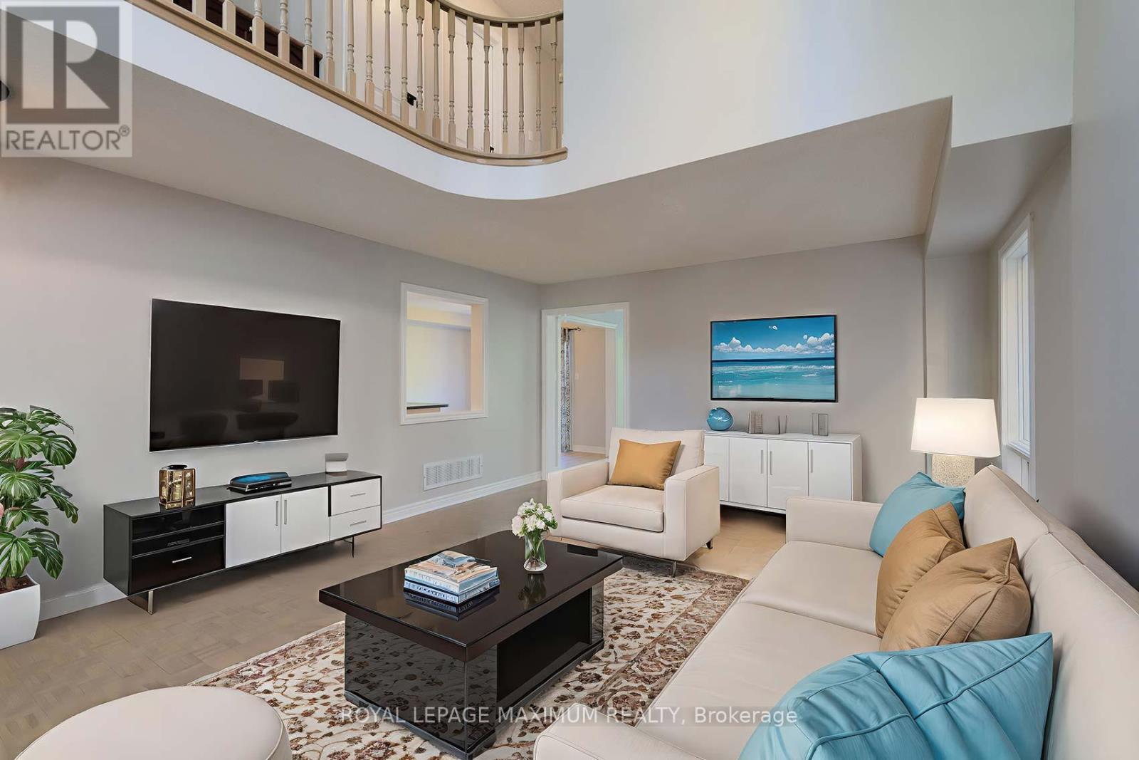 Photo 8 of 167 Marbella Road, Vaughan ON