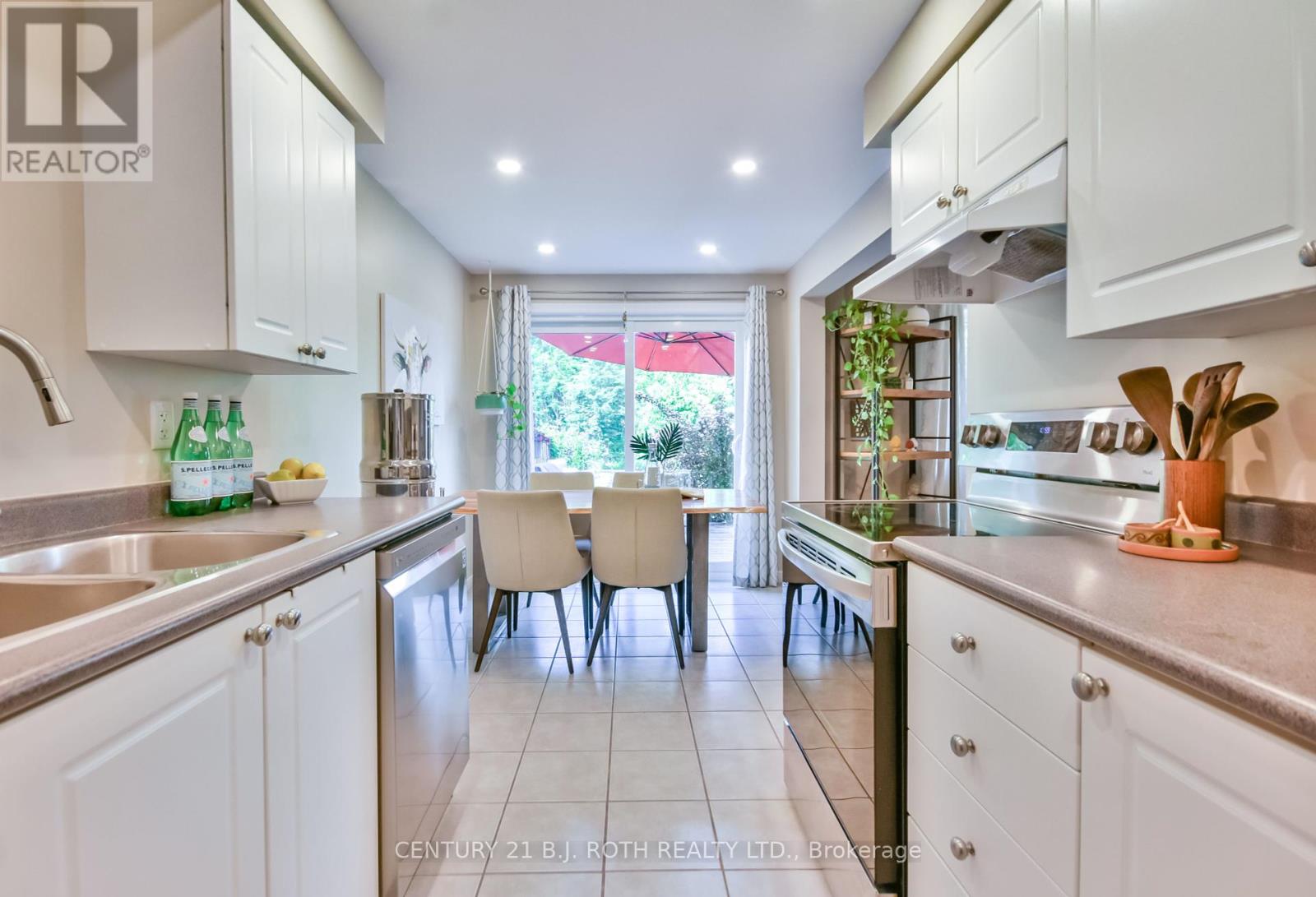 Photo 12 of 32 Goodwin Drive, Barrie ON