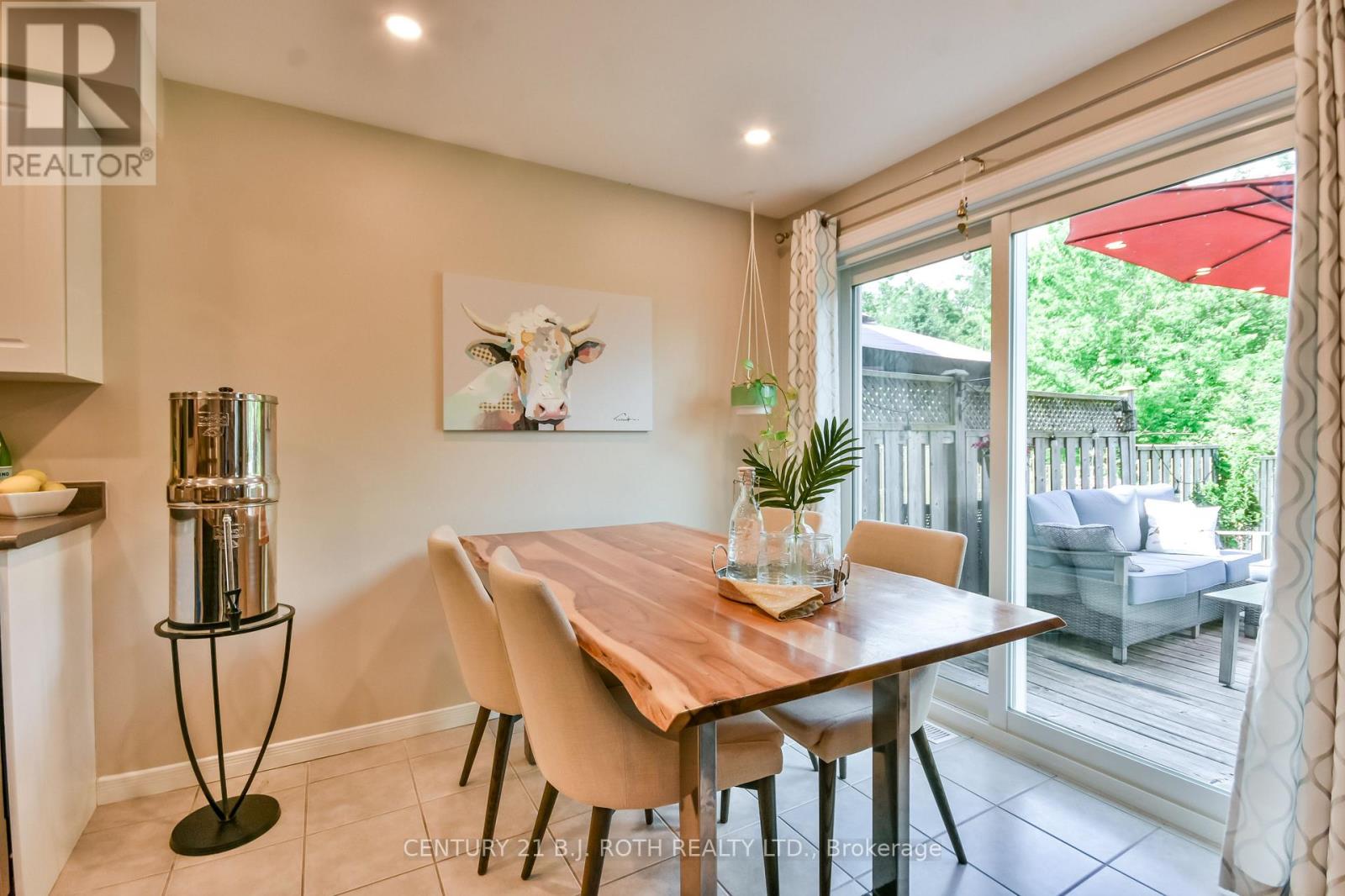Photo 9 of 32 Goodwin Drive, Barrie ON