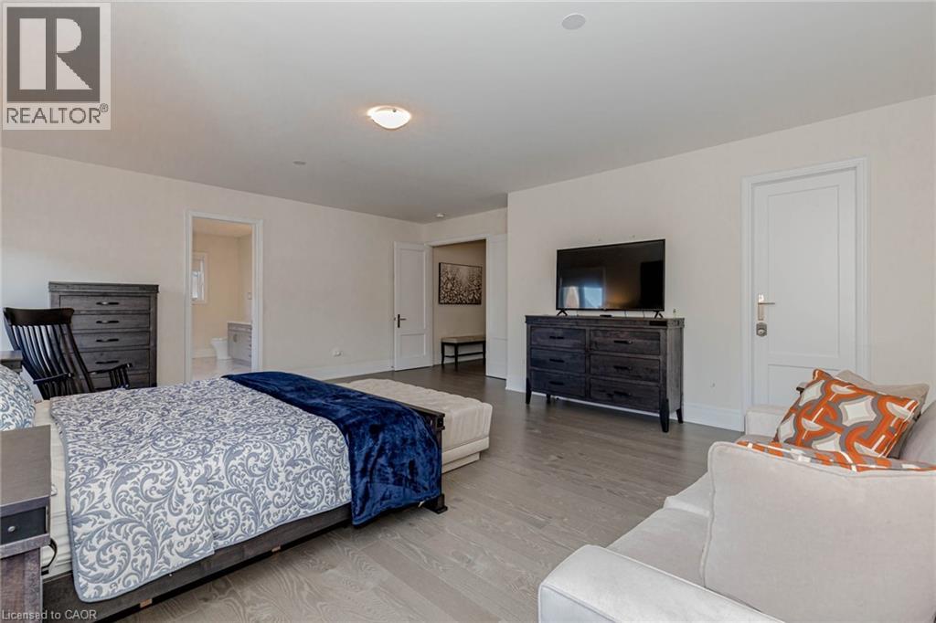 Photo 23 of 1217 Ironbridge Road, Oakville ON