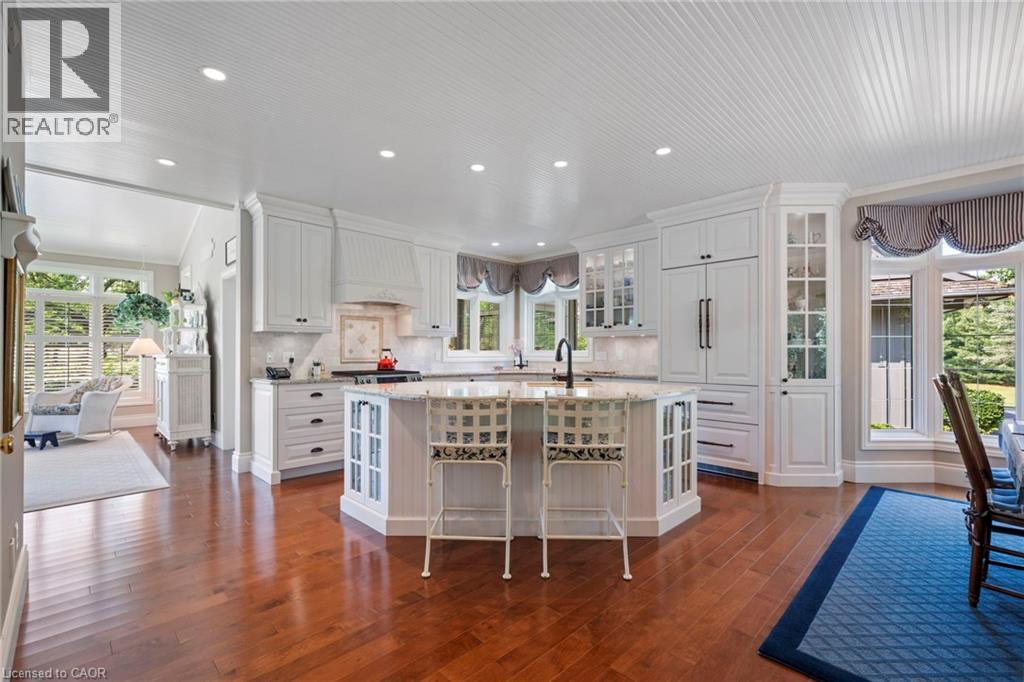 Photo 10 of 402 Progreston Road, Hamilton ON