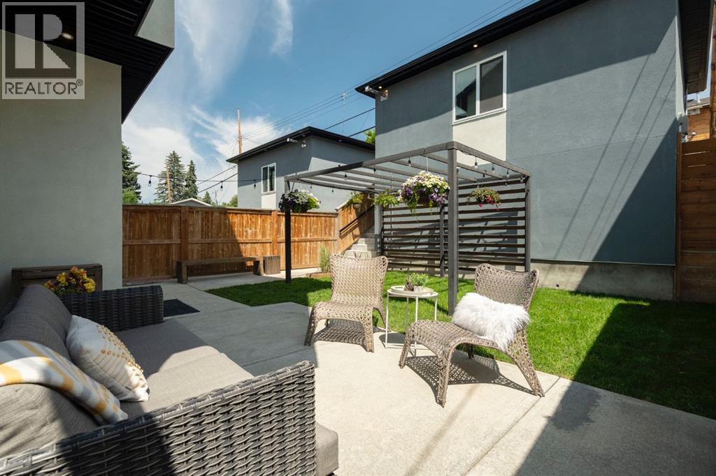 Photo 47 of 100 Cambrian Drive Nw, Calgary AB