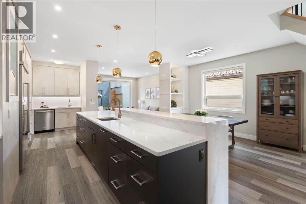 Photo 8 of 100 Cambrian Drive Nw, Calgary AB