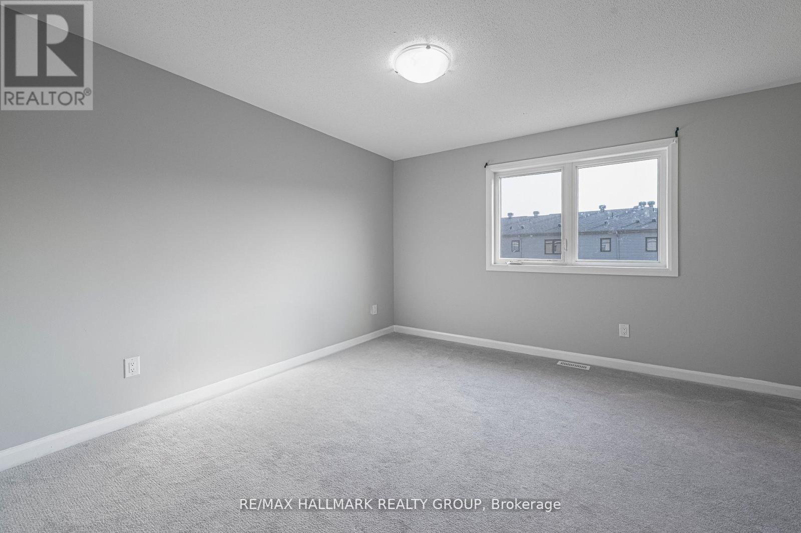 Photo 20 of 646 Hamsa Street, Ottawa ON