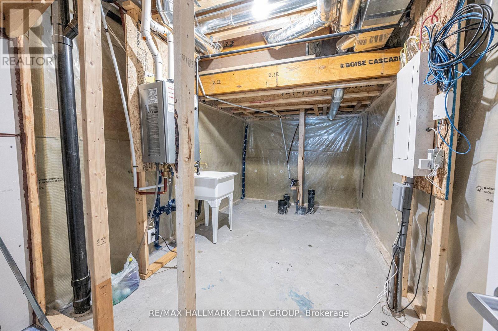 Photo 41 of 646 Hamsa Street, Ottawa ON